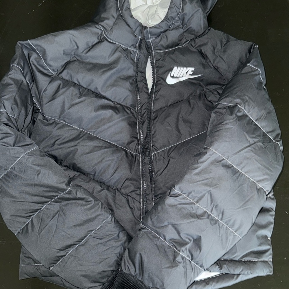 Nike puffer with hoodie